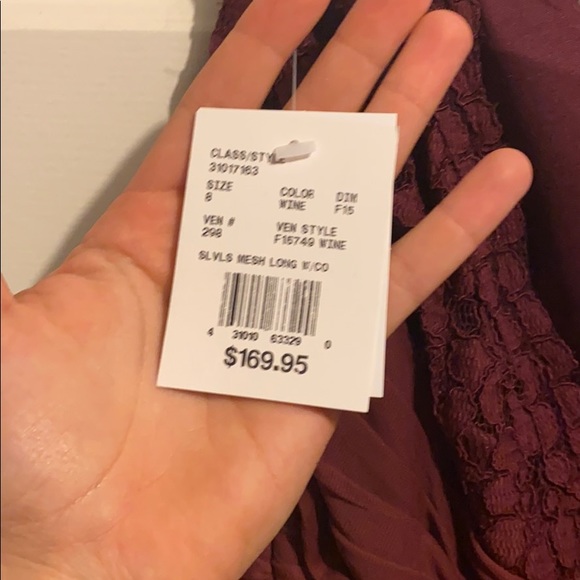 David’s bridal size 8 color wine bridesmaid dress - Picture 5 of 5